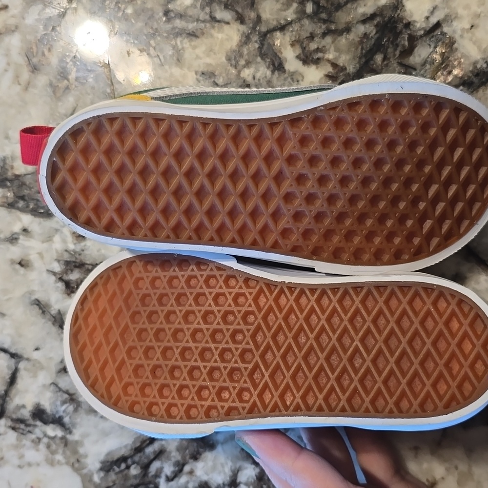 Toddler New Balance And Vans Set - Picture 7 of 15